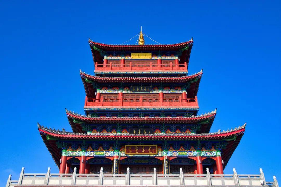 伊犁疫情致数百游客被困高速路(伊犁疫情 游客)
