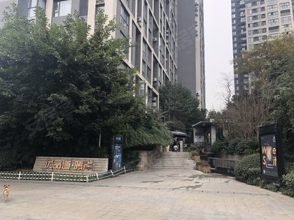【成都优品道曦岸疫情，成都优品道曦岸小区封闭】